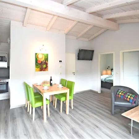 Peaceful Garden Retreat, Cleaning Included *